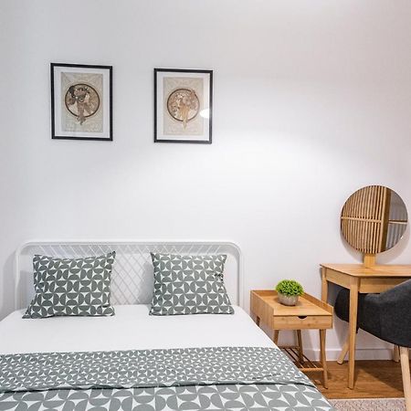 Vertigo One Bedroom Apartment-Free Private Parking Novi Sad Eksteriør bilde