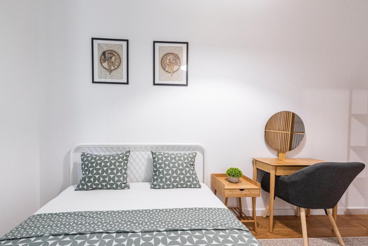 Vertigo One Bedroom Apartment-Free Private Parking Novi Sad Eksteriør bilde