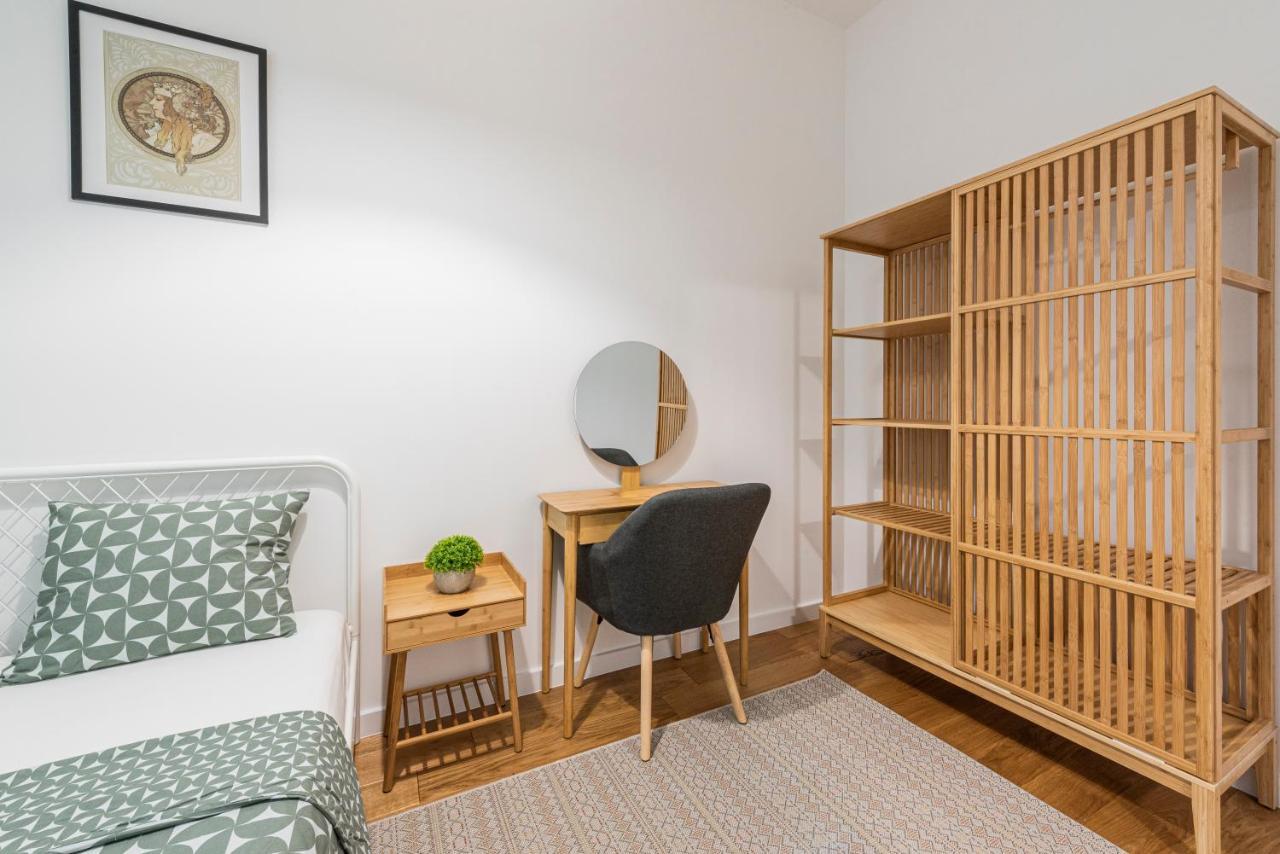 Vertigo One Bedroom Apartment-Free Private Parking Novi Sad Eksteriør bilde